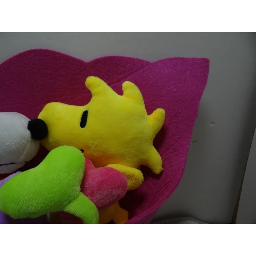 SNOOPY & WOODSTOCK Valentine's Plush Bouquet Ruz PEANUTS 2025